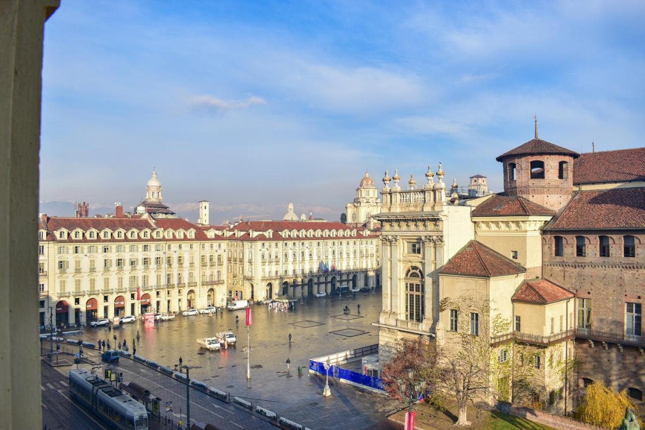 Appartamento Nel Cuore Di Torino Centro Turim Exterior foto