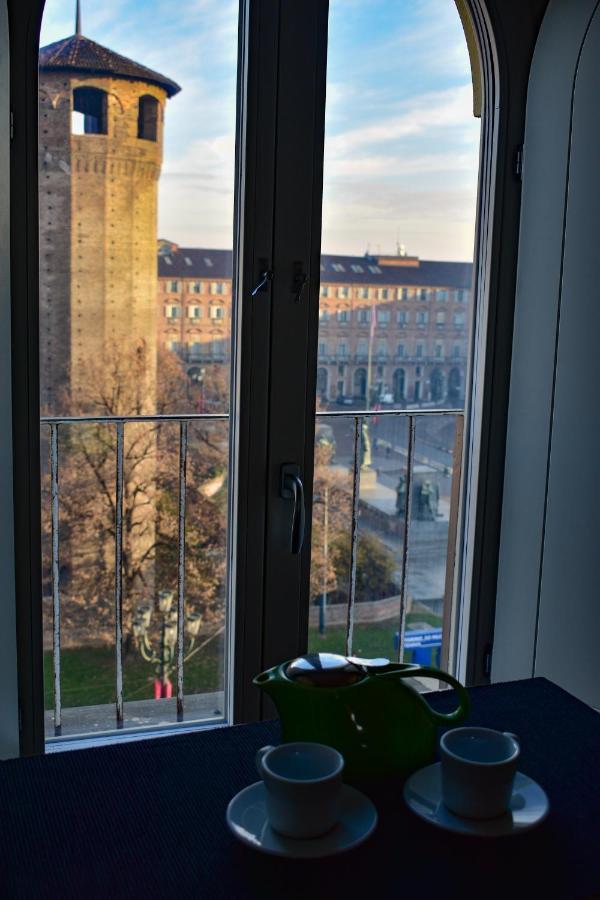 Appartamento Nel Cuore Di Torino Centro Turim Exterior foto